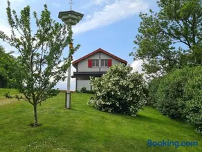 H12 Wooden vacation home, fireplace, near Ostseebad Rerik - 4-room wooden vacation home with - Image 2