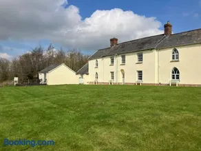 Hillhead Farm Bed and Breakfast - Image 2