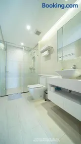 BOM HOMES- VINHOMES METROPOLIS-Service Apartment - Image 4