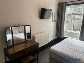 The White Lion Inn - Image 2