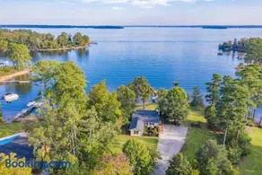 Lake Murray Family Retreat - Image 2