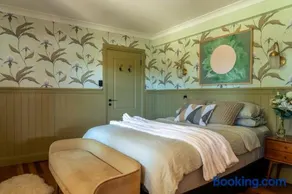 VRITI - Elegant & peaceful 2 bedroom - Central Mullumbimby - Image 4
