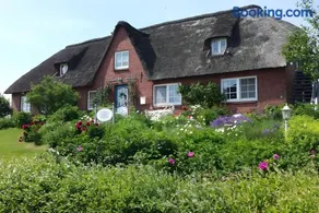 Ferienhaus Tammwarfthuus - Image 2