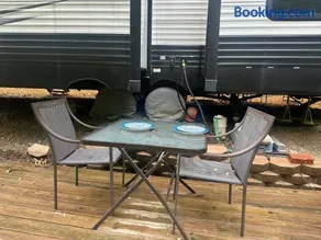 Glamping in the smoky mountains - Image 2