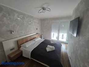 Apartament with sea view - Image 5