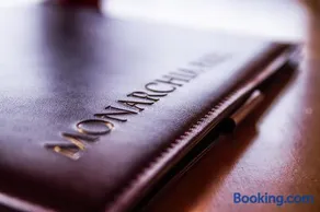 Monarchia Park - Image 5