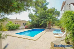Charmante Villa mit Terrasse, Grill und privatem Pool | Meerblick | Haustierfreundlich - Image 2