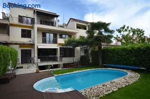 Apartments Villa Rossella 3 - Image 2