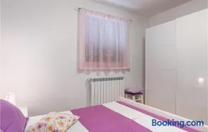 2 Bedroom Cozy Apartment In Kostrena - Image 5