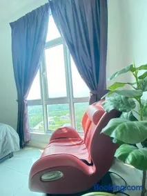 CHEAPEST PROMO Private Modern King Suites above Mesamall Nilai, 3 Km to USIM - Image 1
