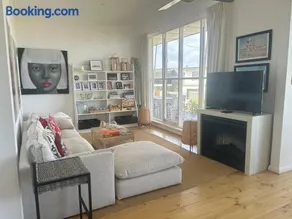 Beach Living at Its Best - Image 2
