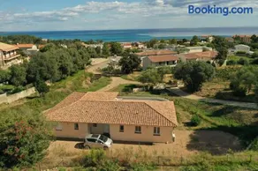Villa climatisée avec piscine - Image 2