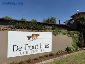 De Trout Huis Guesthouse - Image 1