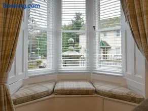 West Lodge - Image 5