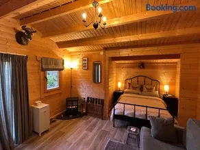 Glenhill Lodge - Image 2