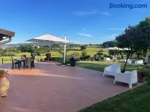 Trasimeno Holiday Home - Image 3