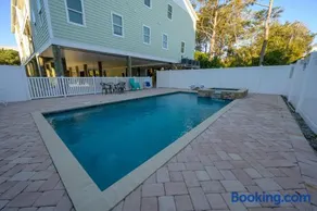 208 Unit A by Together Resorts - Image 5