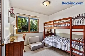 Sandpoint Paradise - Image 4