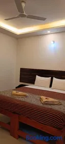 Oasis Beach Resort - Image 3