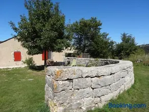 Gîte du tomple , côté bergerie - Image 1