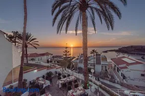 Mogan luxury apartment, sea views, jacuzzi and sauna. - Image 1