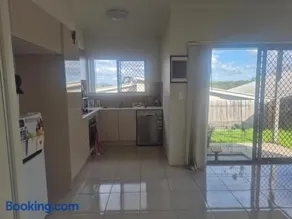 One Bedroom One Bathroom Unit With a New TV - Image 2