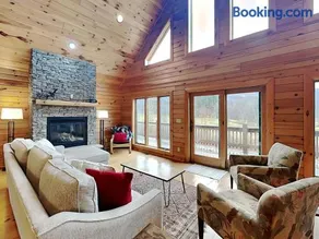 Valley Lodge - Image 1
