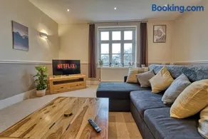 Harrow Croft, 2 Bed Apartment, St Johns, Worcester - Image 2