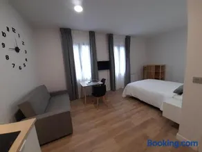 Apartamentos Recunchos - Image 5