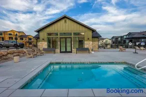 Snowbasin Summit R5062Ski Retreat Hot Tub Views - Image 2