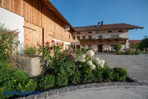 Utznhof - Image 1
