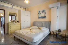 Erifili Luxury Apartment - Image 5