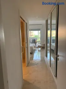 Los Granados Stunning 2 Bed Beach Apartment - Image 3