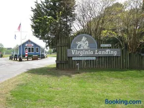 Virginia Landing Camping Resort Cabin 1 - Image 4