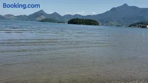 Fully Equipped Family Home Near the Beach - Image 2