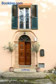 B&B Il Bed and Bookfast - Image 1
