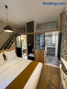 Studio Cinq Diamants, Neuf Tout équipé - Image 1