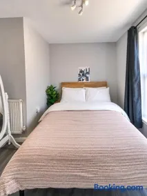 Delwin Place - Image 3