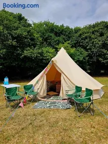 Readers Field Glamping - Image 1