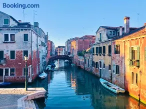 Venice Romantic Home - Image 1
