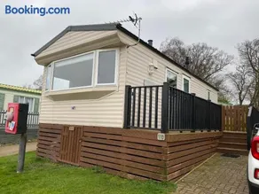 Caravan SK 110 - Image 1