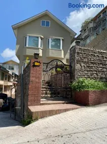 Sarah's Lodge - Image 2