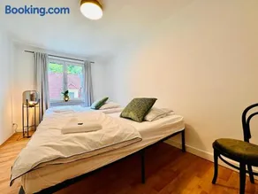 Green Room - Image 3