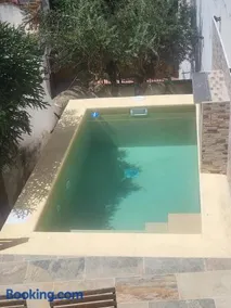 Charming house with private pool and mountain view - Image 1
