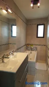 Maison 4 pièces, 3 chambres avec Jardin et Terrasse - Image 4