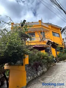 Bee Hill Hotel - Image 2