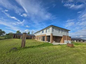 12 En-suite Bedrooms in Cardigan - 15km from Ballarat Central along Avenue of Honour - Image 1