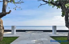 Villa Terang Bulan - absolute beachfront! - Image 4