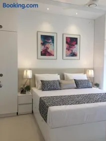 HummingBird Holiday Apartment - Image 4