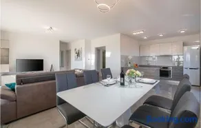 Two-Bedroom Holiday Home In Barban - Image 3